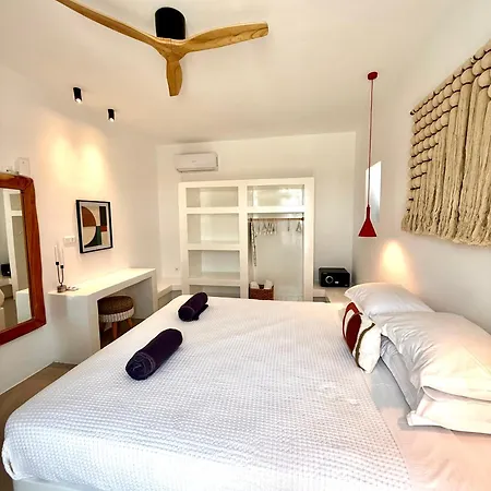 Villa Faragas Hill