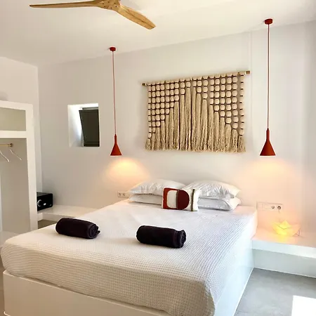 Faragas Hill Villa Angairia