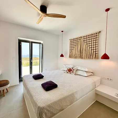 Faragas Hill Villa *