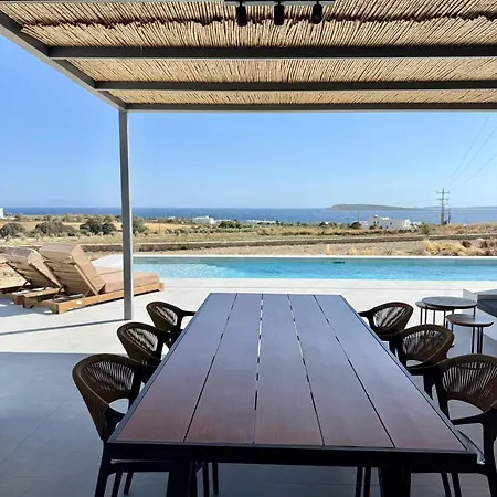Faragas Hill Villa *