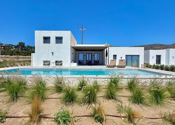 Faragas Hill Villa *