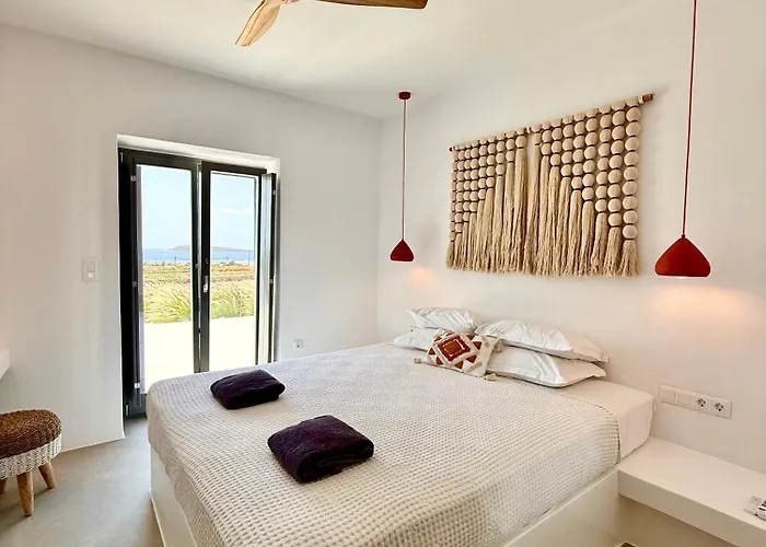 Faragas Hill Villa *