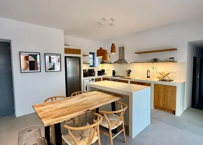 Villa Faragas Hill *